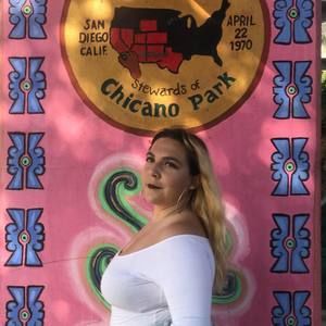 Meet your Posher, Elise